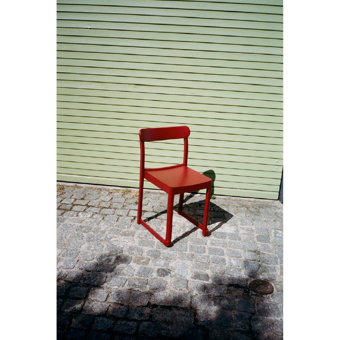 Artek/ATELIER CHAIR/アトリエチェア/ビーチ材/ダークレッド/ラッカー仕上げ 【納期】約3~4週間(メーカー欠品時を除く)
