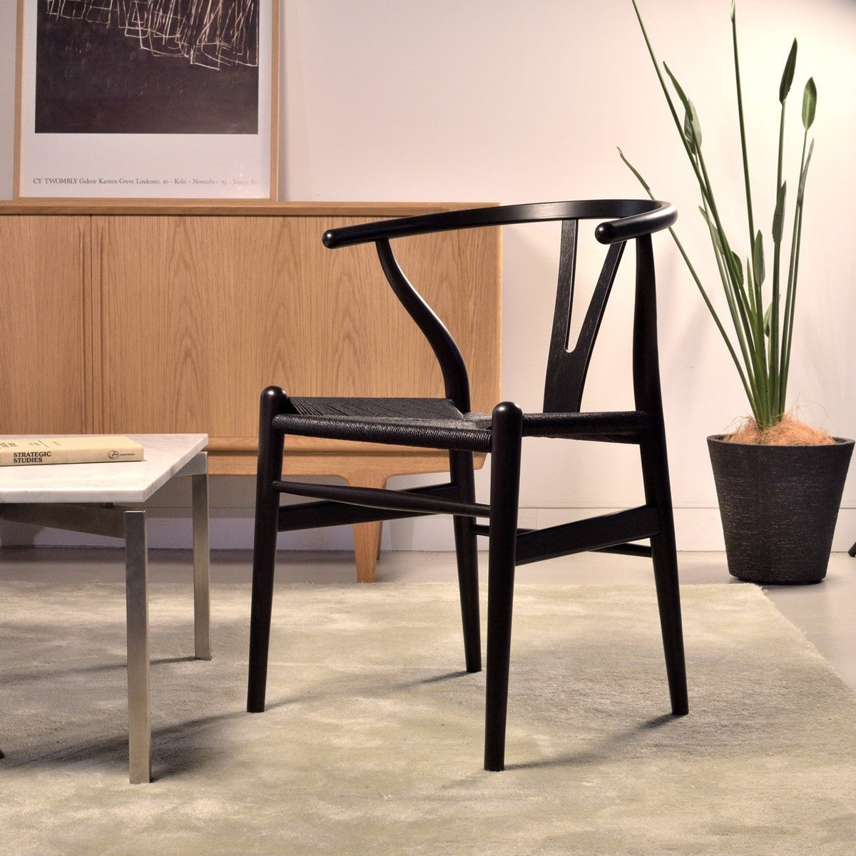 【カールハンセン別注Kvadratクッションプレゼント】CARL HANSEN & SON(カールハンセン&サン)/CH24/Yチェア(ワイチェア)/ユーカリ材/BLACK塗装仕上げ/ブラックペーパーコード/SH45 BLACK FRIDAY 限定販売 傷防止フェルト付