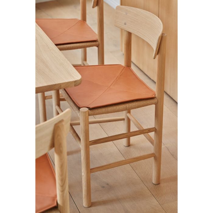 Fredericia（フレデリシア）/J39 Seat Pad（J39シートパット）/Mogensen Chair（モーエンセンチェア）/エレガンスウォールナット 【納期】ご注文後確認