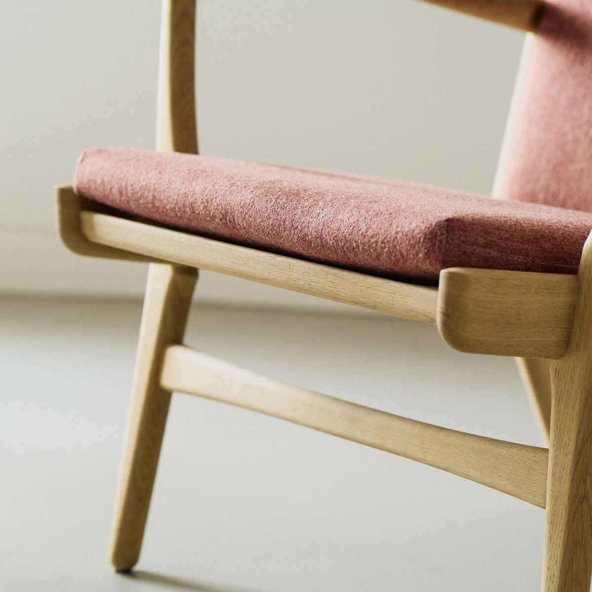 【店頭在庫品】PP Mobler（PPモブラー）/PP16/Easy Chair（イージーチェア）/オーク材/Laeso（ラス） M1-505/ソープ仕上げ/ラウンジチェア