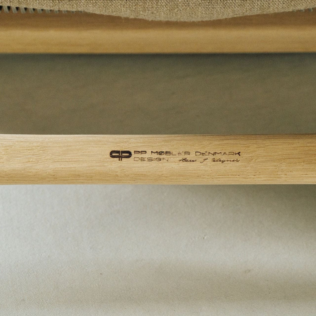 【店頭在庫品】PP Mobler（PPモブラー）/PP16/Easy Chair（イージーチェア）/オーク材/Laeso（ラス） M1-505/ソープ仕上げ/ラウンジチェア