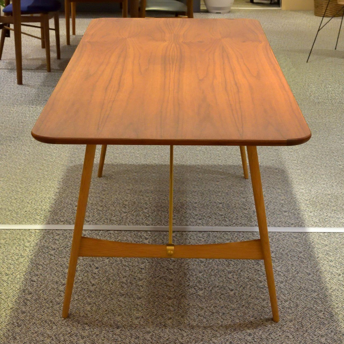 【店頭在庫品】CARL HANSEN & SON（カールハンセン&サン）/BM1160/HUNTING TABLE（ハンティングテーブル）/ウォルナット材/オーク材/オイル仕上げ/真鍮