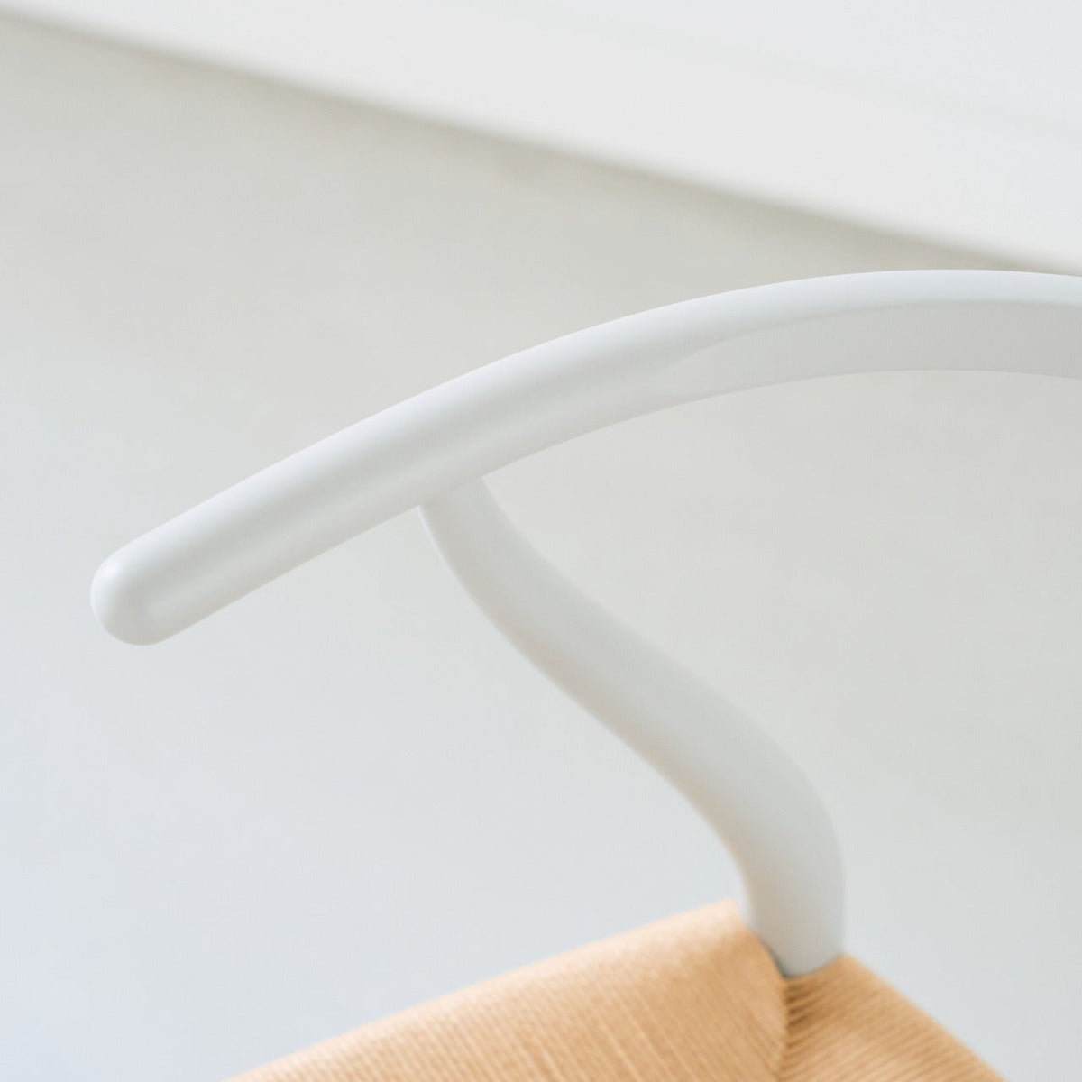 【カールハンセン別注Kvadratクッションプレゼント】CARL HANSEN & SON（カールハンセン&サン）/CH24/Yチェア（ワイチェア）/ビーチ材/SOFT/SILVER GRAY（シルバーグレー）/ナチュラルペーパーコード/SH43【納期】ご注文後確認