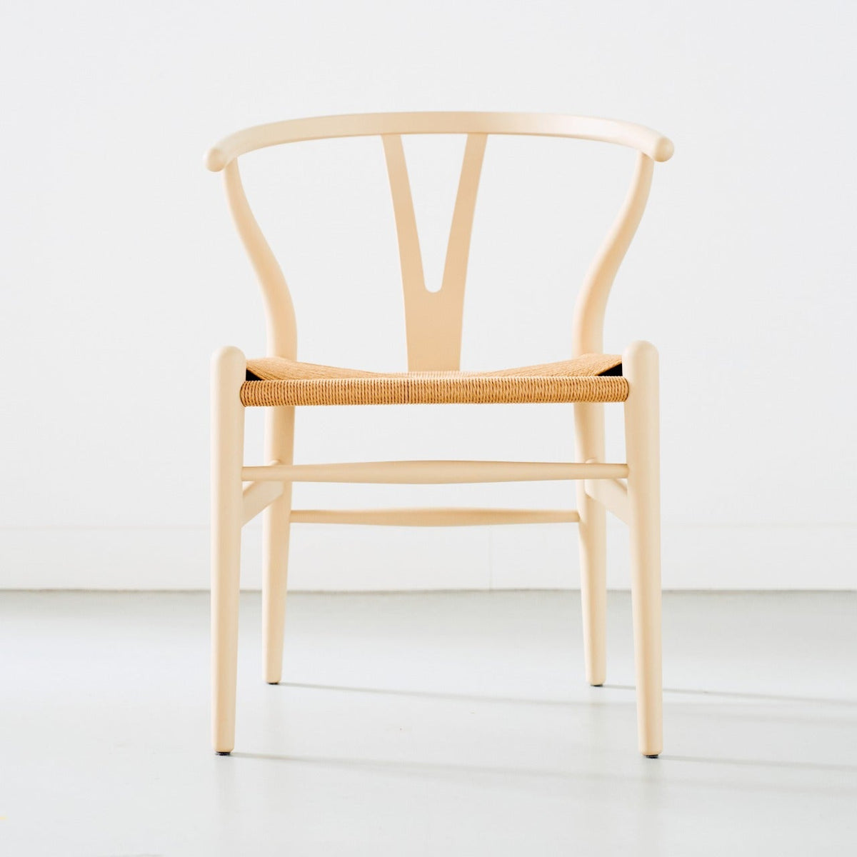 【カールハンセン別注Kvadratクッションプレゼント】CARL HANSEN & SON（カールハンセン&サン）/CH24/Yチェア（ワイチェア）/ビーチ材/SOFT by ILSE CRAWFORD/BARLEY（バーリー）/ナチュラルペーパーコード/SH43【納期】ご注文後確認 傷防止フェルト付