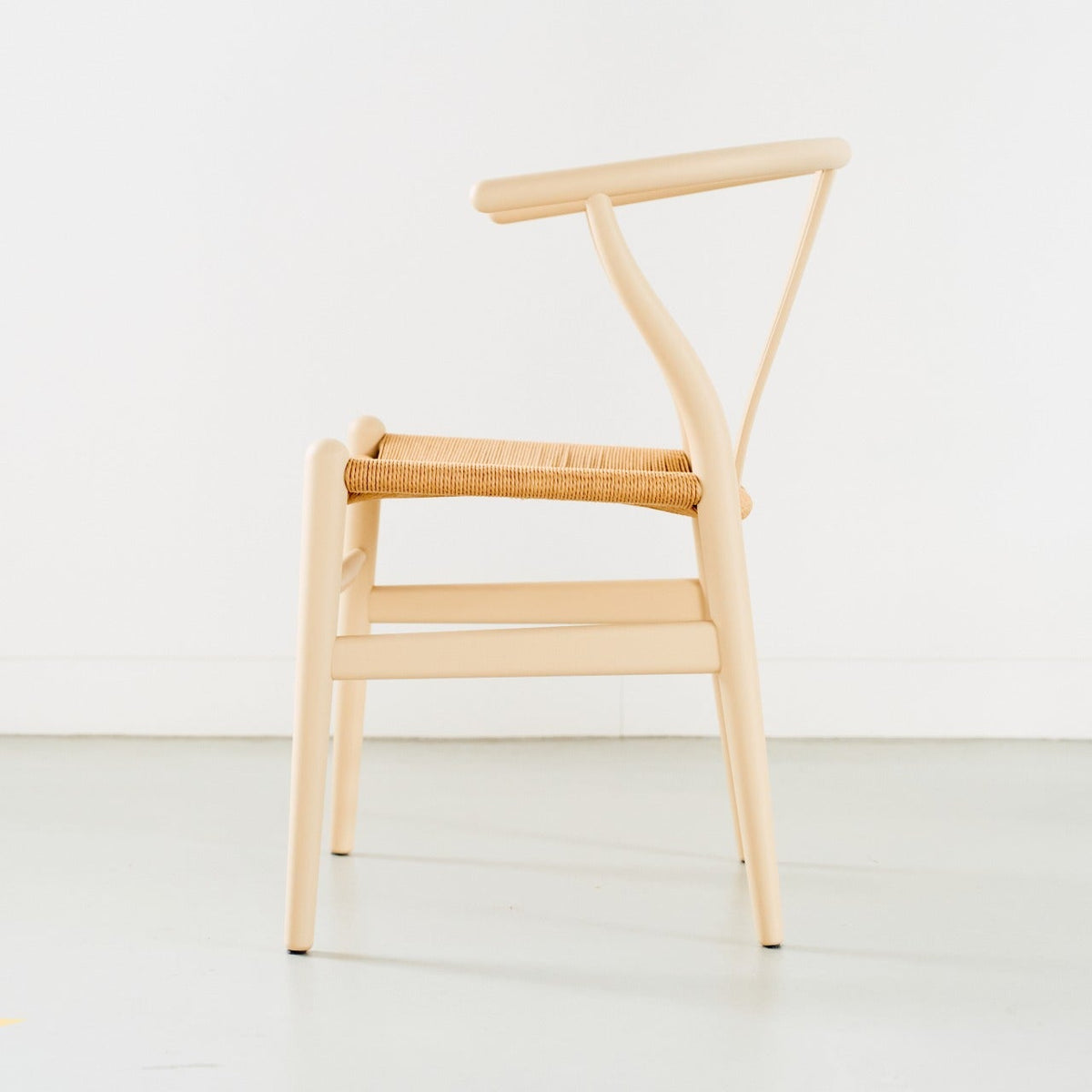 【カールハンセン別注Kvadratクッションプレゼント】CARL HANSEN & SON（カールハンセン&サン）/CH24/Yチェア（ワイチェア）/ビーチ材/SOFT by ILSE CRAWFORD/BARLEY（バーリー）/ナチュラルペーパーコード/SH43【納期】ご注文後確認 傷防止フェルト付