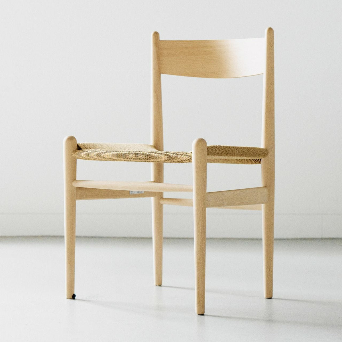 CARL HANSEN & SON（カールハンセン&サン）/CH36/ダイニングチェア/ビーチ材/ソープ仕上げ/ナチュラルペーパーコード【納期】ご注文後確認