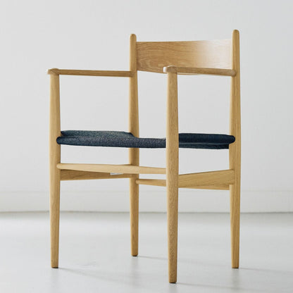 CARL HANSEN & SON（カールハンセン&サン）/CH37/ダイニングチェア/オーク材/ホワイトオイル仕上げ/ブラックペーパーコード【納期】ご注文後確認