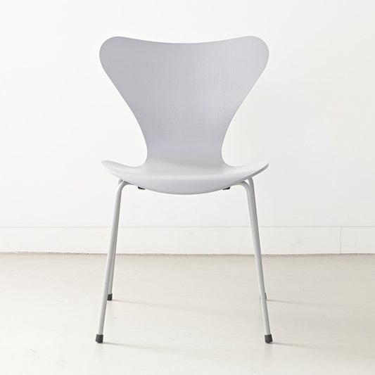 FRITZ HANSEN（フリッツハンセン）/SERIES 7（セブンチェア）/ダイニングチェア/ナイングレー/カラードアッシュ/ナイングレー脚/Model 3107/SH43