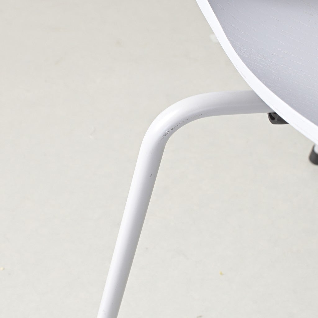 FRITZ HANSEN（フリッツハンセン）/SERIES 7（セブンチェア）/ダイニングチェア/ナイングレー/カラードアッシュ/ナイングレー脚/Model 3107/SH43