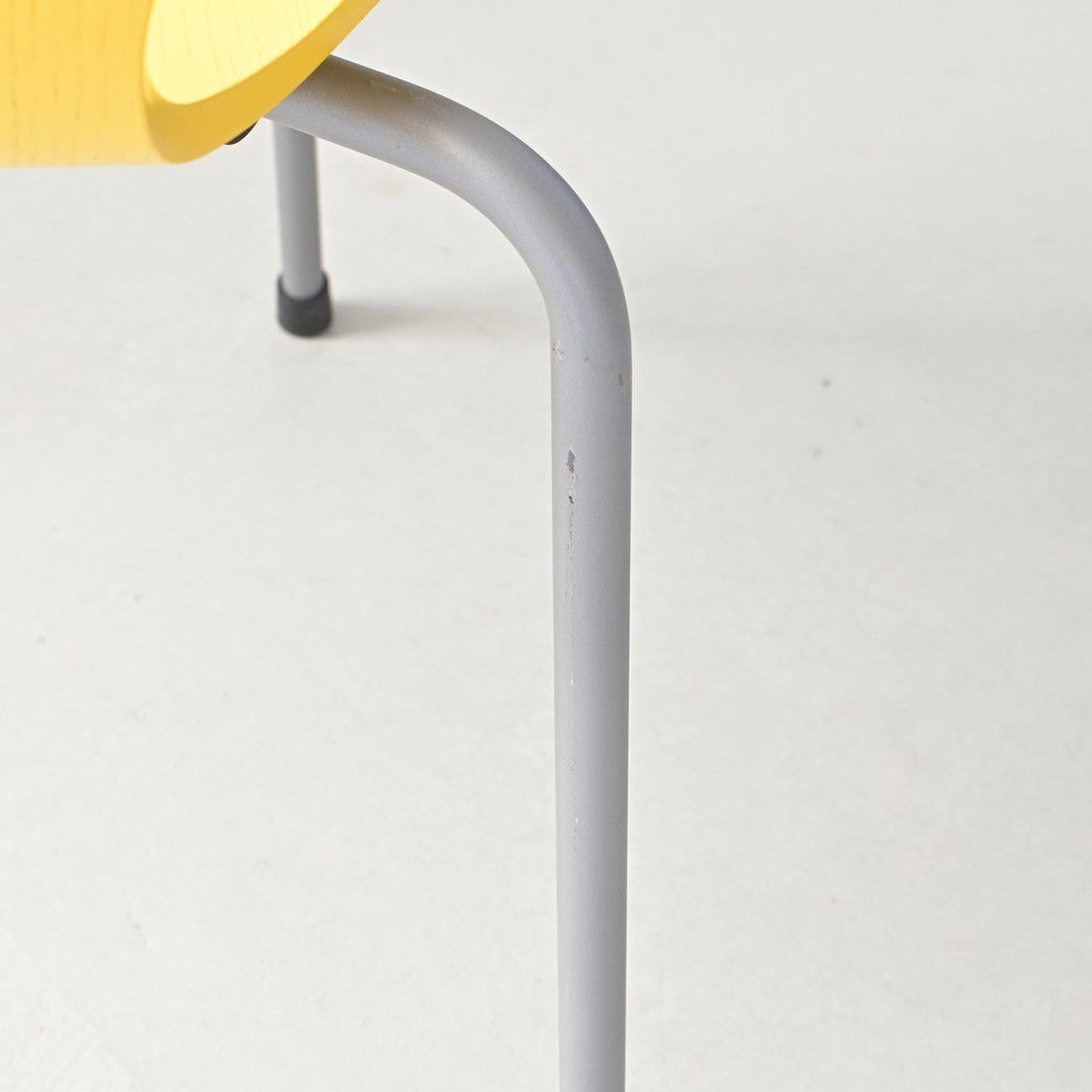 FRITZ HANSEN（フリッツハンセン）/SERIES 7（セブンチェア）/ダイニングチェア/トゥルーイエロー/カラードアッシュ/シルバーグレー脚/Model 3107/SH43