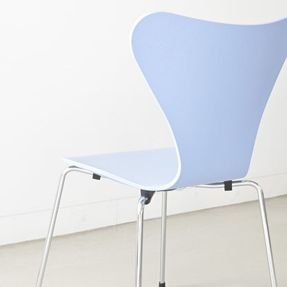 FRITZ HANSEN（フリッツハンセン）/SERIES 7（セブンチェア）/ダイニングチェア/ラベンダーブルー/カラードアッシュ/クローム脚/Model 3107/SH43