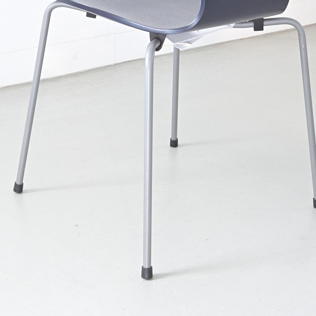 FRITZ HANSEN（フリッツハンセン）/SERIES 7（セブンチェア）/ダイニングチェア/ミッドナイトブルー/カラードアッシュ/シルバーグレー脚/Model 3107/SH43