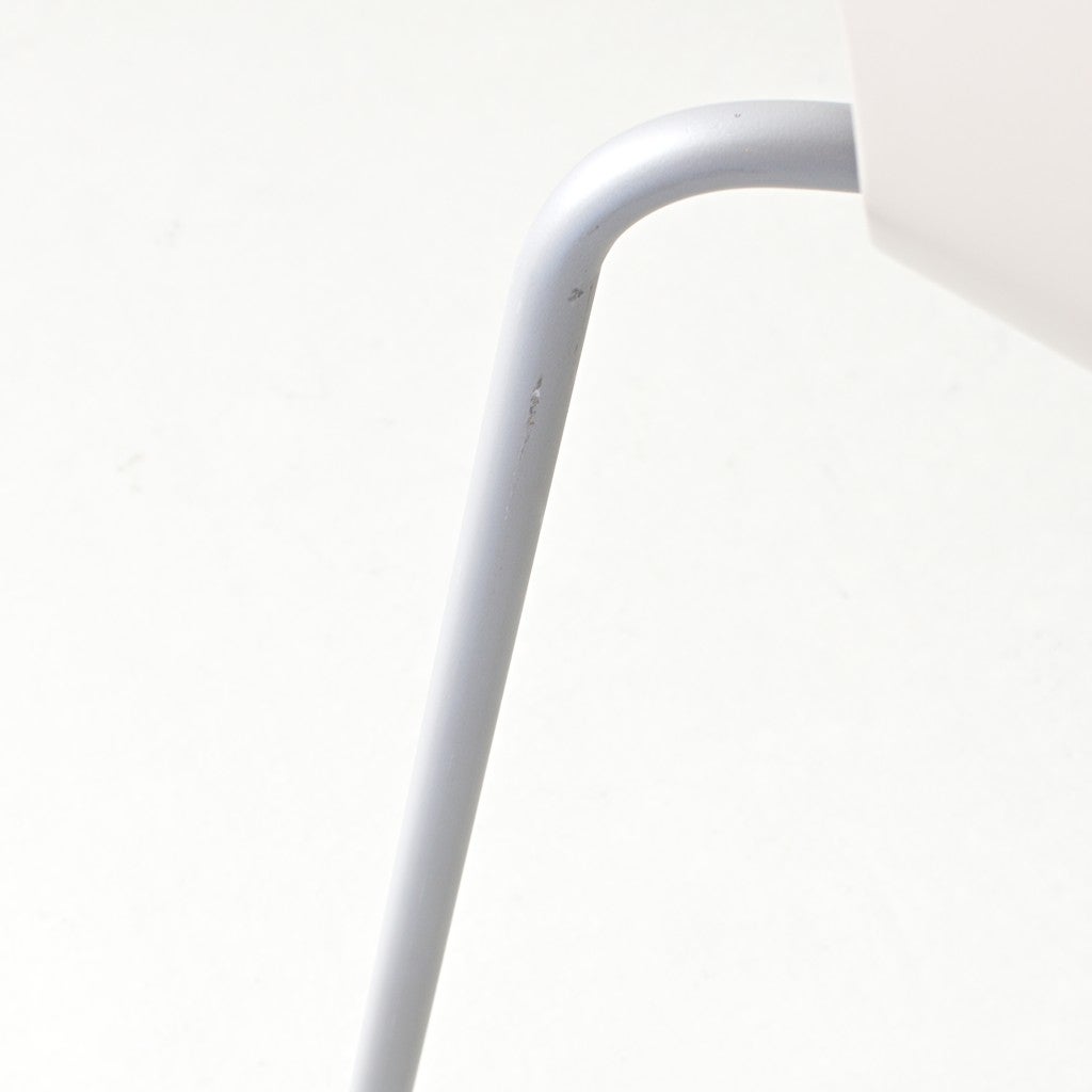FRITZ HANSEN（フリッツハンセン）/SERIES 7（セブンチェア）/ダイニングチェア/ディープクレイ/ラッカー/シルバーグレー脚/Model 3107/SH43