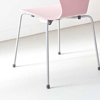 FRITZ HANSEN（フリッツハンセン）/SERIES 7（セブンチェア）/ダイニングチェア/ワイルドローズ/ラッカー/シルバーグレー脚/Model 3107/SH43