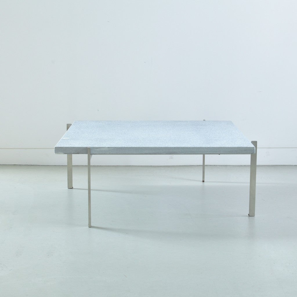 FRITZ HANSEN（フリッツハンセン）/PK61/COFFEE TABLE（コーヒーテーブル）/ファウスケ大理石 ロール仕上げ（グレーホワイト）/サテン仕上げステンレススチール脚 【納期】約3～4週間（メーカー欠品時を除く）