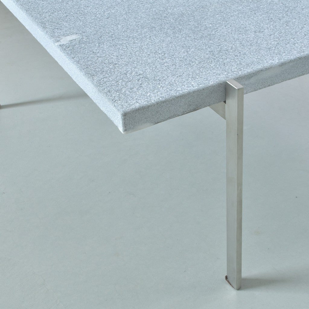 FRITZ HANSEN（フリッツハンセン）/PK61/COFFEE TABLE（コーヒーテーブル）/ファウスケ大理石 ロール仕上げ（グレーホワイト）/サテン仕上げステンレススチール脚 【納期】約3～4週間（メーカー欠品時を除く）