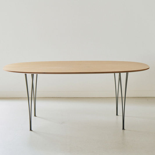 【店頭在庫品】FRITZ HANSEN（フリッツハンセン）/TABLE SERIES（テーブルシリーズ）/Super Elliptical table（スーパー楕円テーブル）B613/ダイニングテーブル/ウォルナット/ウォームグラファイト脚/180×120cm