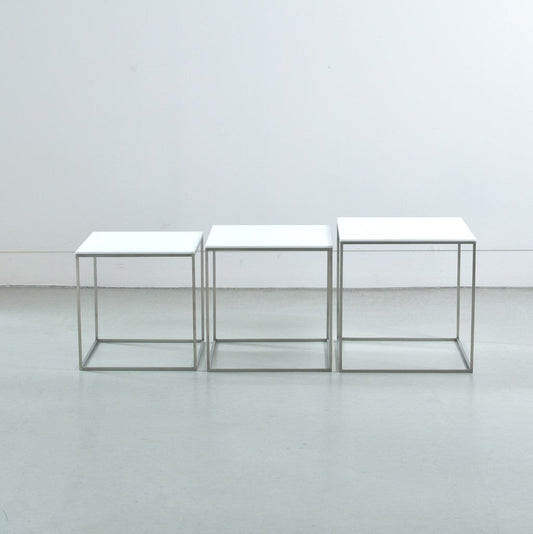 FRITZ HANSEN（フリッツハンセン）/PK71/ネストテーブル（3ピース）/ホワイト/サテン仕上げステンレススチール脚 【納期】ご注文後確認