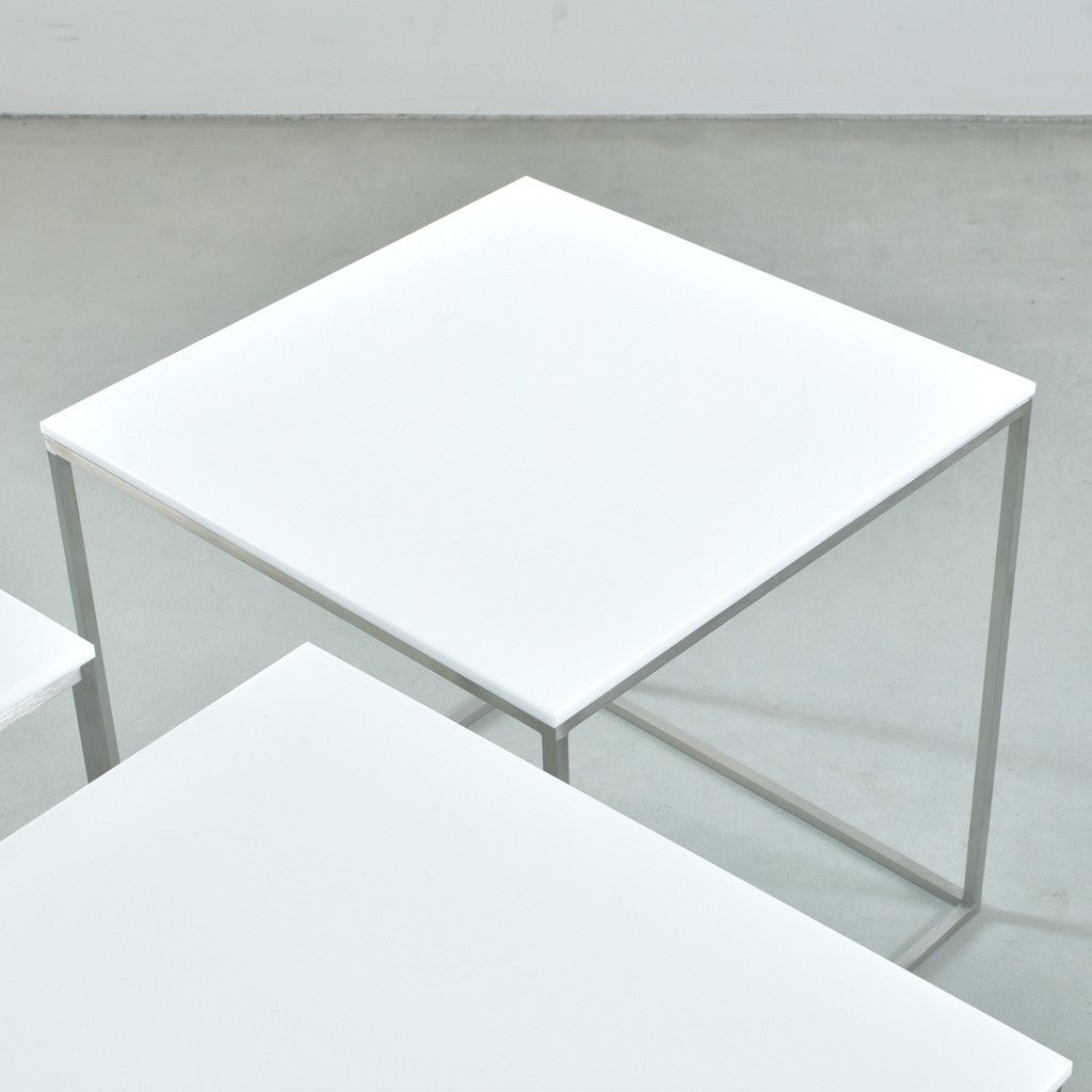 FRITZ HANSEN（フリッツハンセン）/PK71/ネストテーブル（3ピース）/ホワイト/サテン仕上げステンレススチール脚 【納期】ご注文後確認