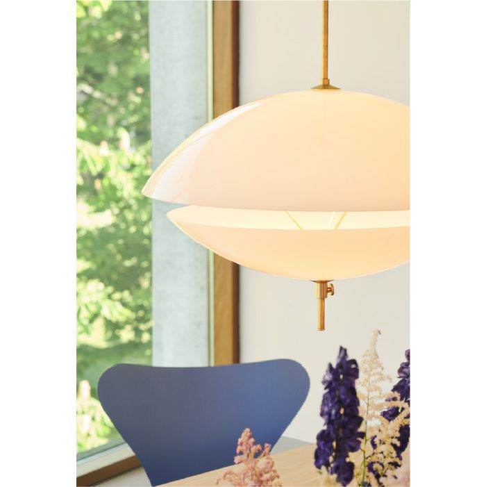 FRITZ HANSEN（フリッツハンセン）/CLAM（クラム）/ペンダントライト/オパールガラス/真鍮（無加工）/直径440mm/※要電気工事 【納期】約3～4週間（メーカー欠品時を除く）
