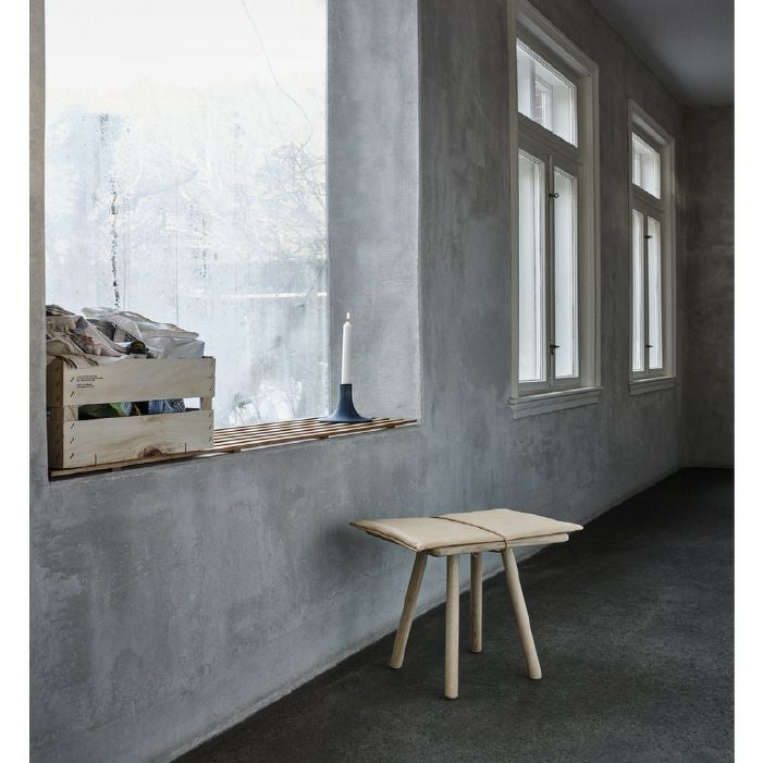 SKAGERAK（スカゲラック）/Georg Jubilee Stool（ジョージ ジュビリースツール）/オーク材/クッション付き（レザー/ナチュラル） 【納期】ご注文後確認