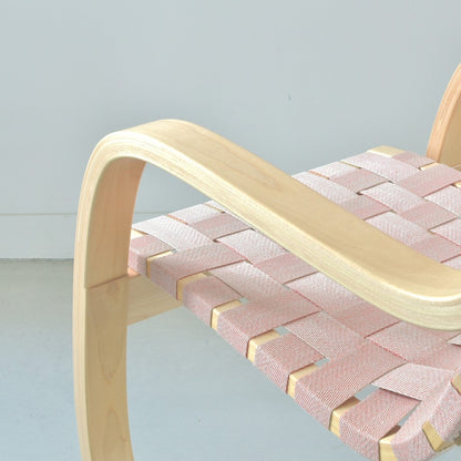 Artek（アルテック）/Armchair406（アームチェア406）/ラウンジチェア/バーチ材/ナチュラルラッカー仕上げ/ナチュラル レッド【納期】ご注文後確認