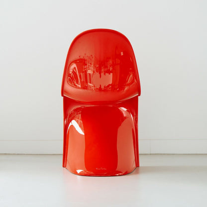 【店頭在庫品】Vitra（ヴィトラ）/Panton Chair Classic（パントンチェア クラシック）/ダイニングチェア/レッド/グロスラッカー仕上げ