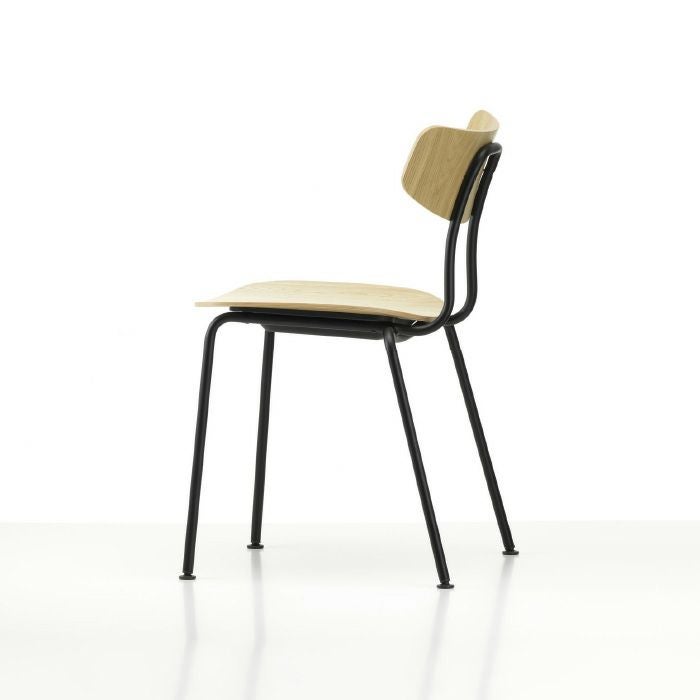 Vitra（ヴィトラ）/Moca（モカ）/ダイニングチェア/ナチュラルオーク/ラッカー仕上げ/ベーシックダーク脚 【納期】約3～4週間（メーカー欠品時を除く）
