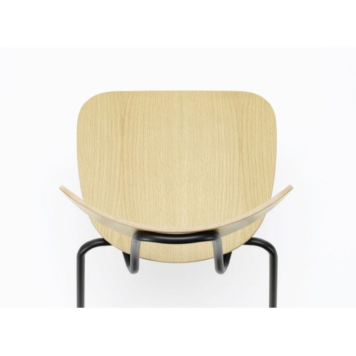 Vitra（ヴィトラ）/Moca（モカ）/ダイニングチェア/ナチュラルオーク/ラッカー仕上げ/ベーシックダーク脚 【納期】約3～4週間（メーカー欠品時を除く）
