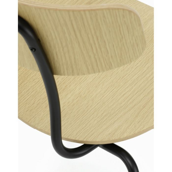 Vitra（ヴィトラ）/Moca（モカ）/ダイニングチェア/ナチュラルオーク/ラッカー仕上げ/ベーシックダーク脚 【納期】約3～4週間（メーカー欠品時を除く）
