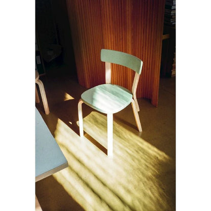 Artek/CHAIR 66/チェア66/バーチ材/ナチュラルラッカー仕上げ/グリーンラッカー 【納期】約3～4週間（メーカー欠品時を除く）