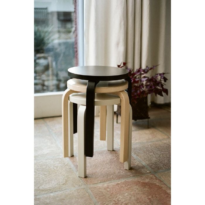 Artek/STOOL 60/スツール60/バーチ材/ブラックラッカー仕上げ 【納期】約3～4週間（メーカー欠品時を除く）