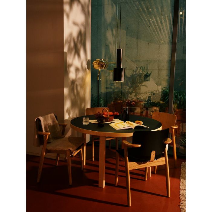 Artek/A110 Pendant Lamp “Hand Grenade“/A110 ペンダント 手榴弾/スチール/ブラック塗装/ブラスメッキ 【納期】約3～4週間（メーカー欠品時を除く）