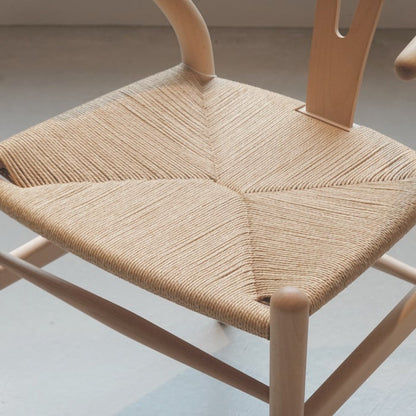 【カールハンセン別注Kvadratクッションプレゼント】CARL HANSEN & SON（カールハンセン&サン）/CH24/Yチェア（ワイチェア）/ビーチ材/ソープ仕上げ/ナチュラルペーパーコード 傷防止フェルト付