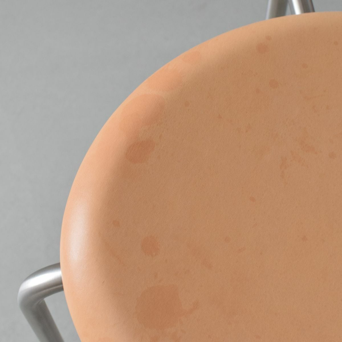 【店頭在庫品】CARL HANSEN & SON（カールハンセン&サン）/CH88P/チェア/オーク材/ソープ仕上げ/座面：レザー(Sif 90)