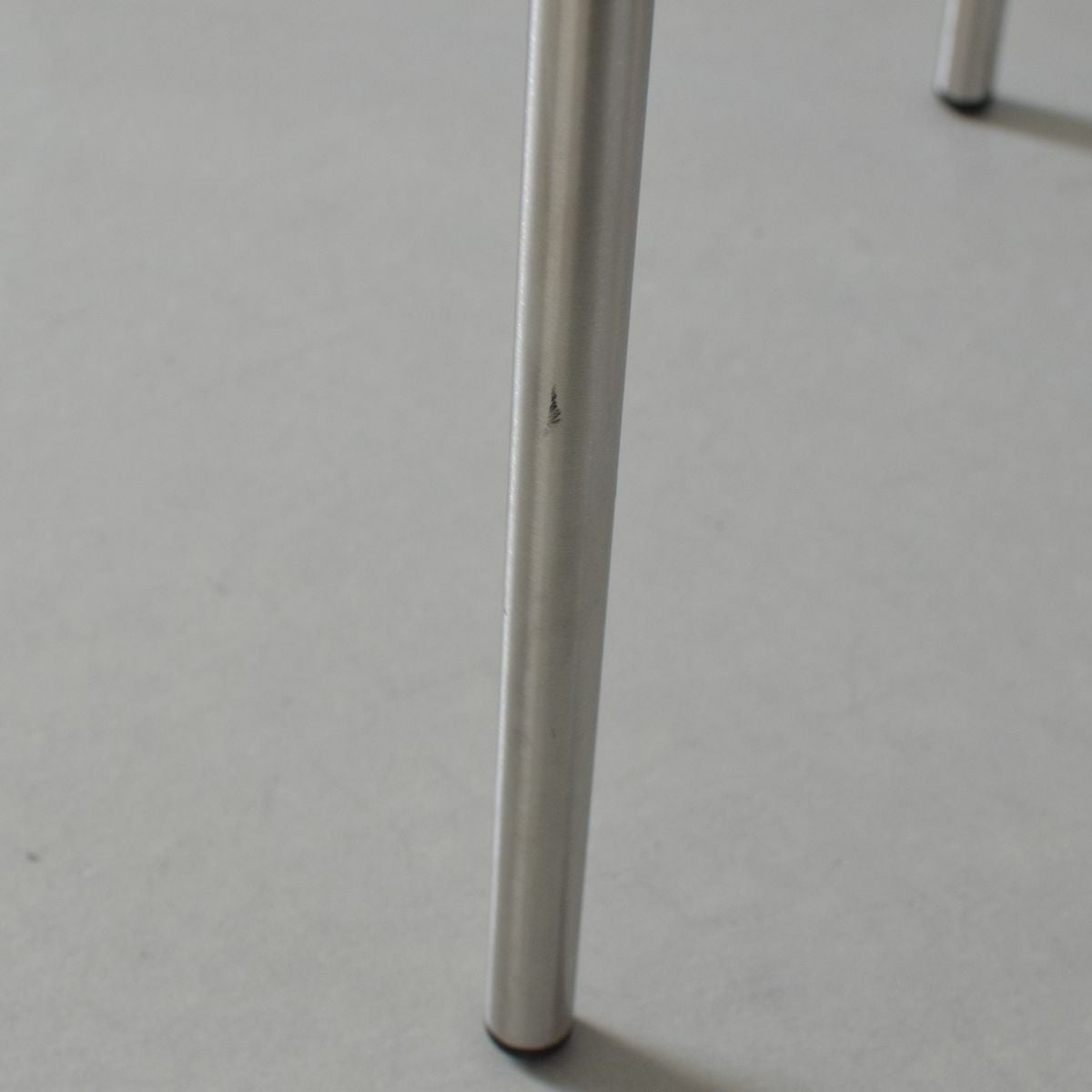 【店頭在庫品】CARL HANSEN & SON（カールハンセン&サン）/CH88P/チェア/オーク材/ソープ仕上げ/座面：レザー(Sif 90)