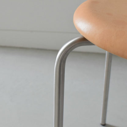 【店頭在庫品】CARL HANSEN & SON（カールハンセン&サン）/CH88P/チェア/オーク材/ソープ仕上げ/座面：レザー(Sif 90)