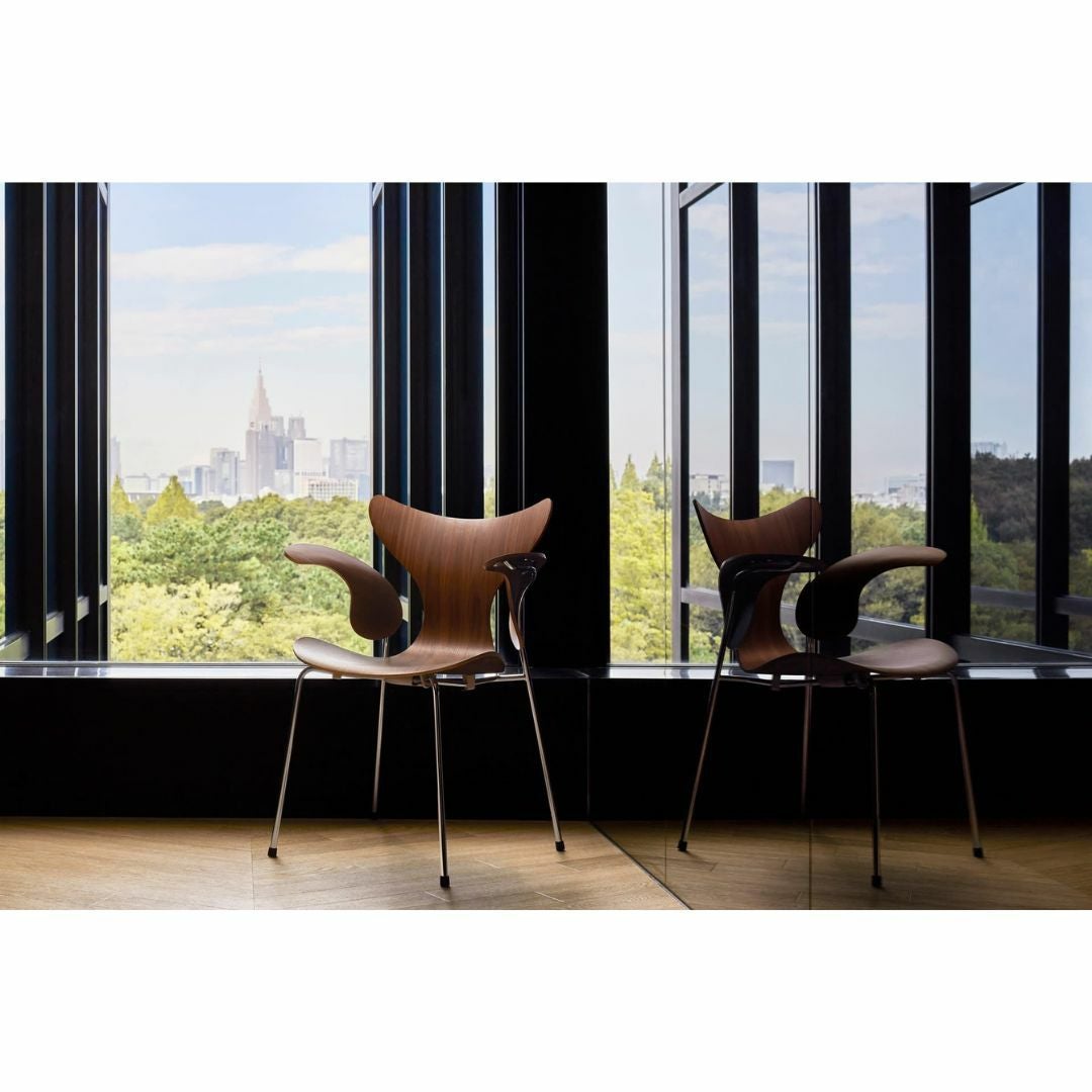 FRITZ HANSEN（フリッツハンセン）/LILY（リリー）3208/アームチェア/ナチュラルウッド / ウォルナット/SH46/仕上げスチール, クローム仕上げ - ハイグロス【納期】ご注文後確認