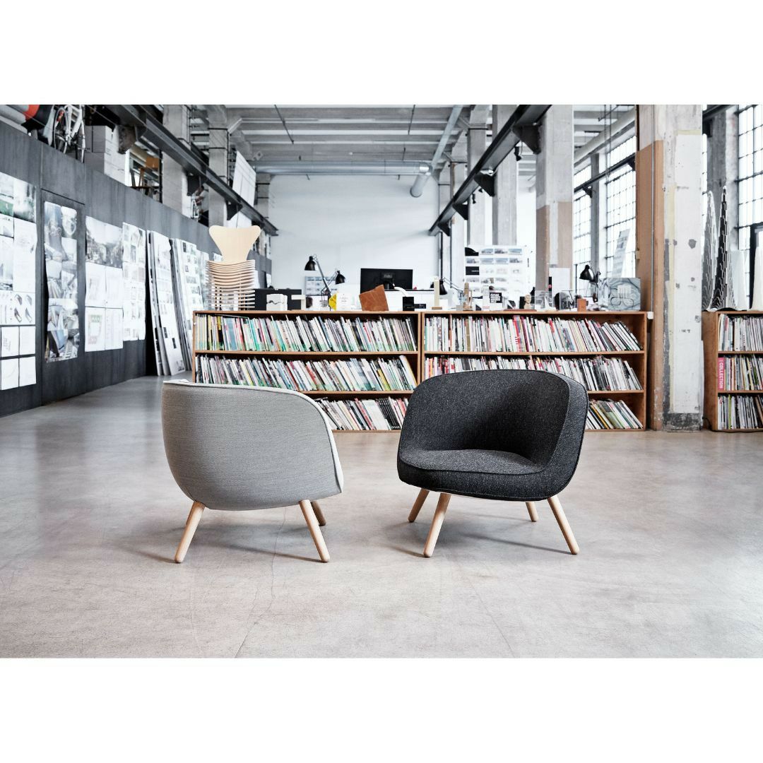 FRITZ HANSEN（フリッツハンセン）/VIA57/BI01/ラウンジチェア/クリスチャンハウン / ライトベージュ (1120)/ラッカー仕上げ無垢材 / オーク【納期】ご注文後確認