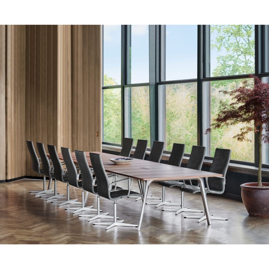 Fritz Hansen（フリッツハンセン）/オックスフォード(ミディアムバック)/「3293W」/エッシェンシャル：ブラック/脚：5スターキャスター付き/サテン仕上げ/シート高さ調整