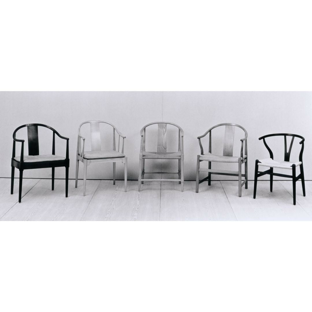 FRITZ HANSEN（フリッツハンセン）/China Chair(チャイナチェア)/4283/ラッカー仕上げ無垢材 / チェリー/ナチュラルレザー【納期】ご注文後確認