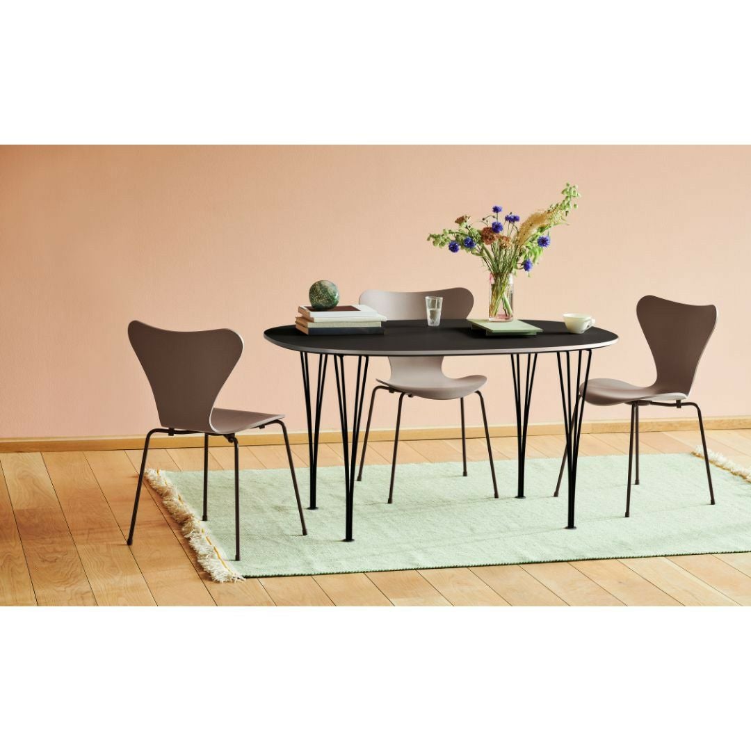 FRITZ HANSEN（フリッツハンセン）/Super Elliptical table/スーパー楕円テーブル/B616/Fenixラミネート / ブラウンオッタワ/w1700/アルミニウム / サテン仕上げ - マット/粉体塗装仕上げスチール / ブラウンブロンズ【納期】ご注文後確認