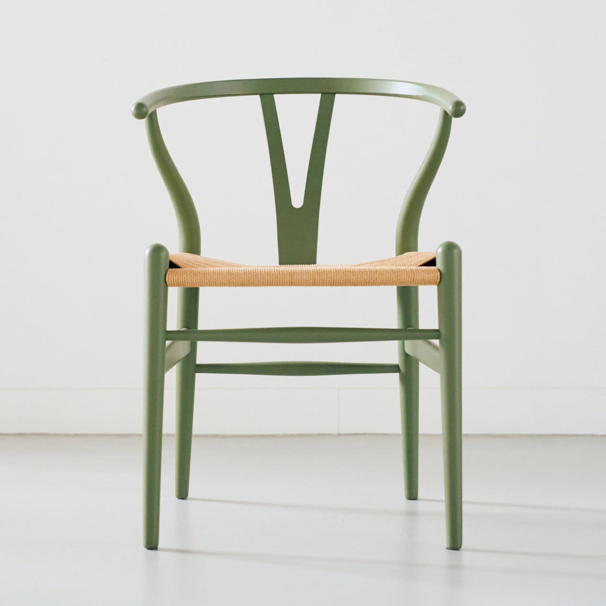 【カールハンセン別注Kvadratクッションプレゼント】CARL HANSEN & SON（カールハンセン&サン）/CH24/Yチェア（ワイチェア）/ビーチ材/SOFT/オリーブグリーン/ナチュラルペーパーコード【納期】ご注文後確認