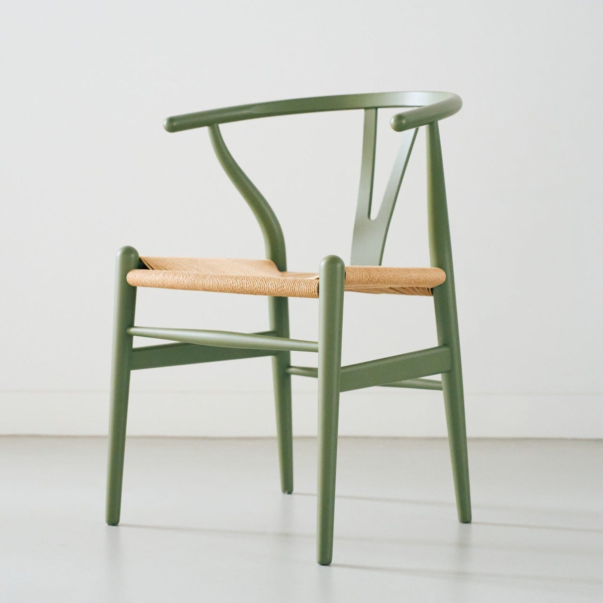 【カールハンセン別注Kvadratクッションプレゼント】CARL HANSEN & SON（カールハンセン&サン）/CH24/Yチェア（ワイチェア）/ビーチ材/SOFT/オリーブグリーン/ナチュラルペーパーコード【納期】ご注文後確認