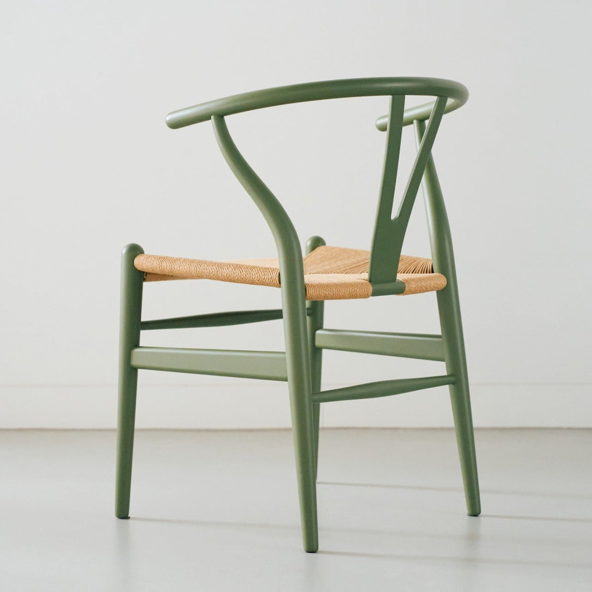 【カールハンセン別注Kvadratクッションプレゼント】CARL HANSEN & SON（カールハンセン&サン）/CH24/Yチェア（ワイチェア）/ビーチ材/SOFT/オリーブグリーン/ナチュラルペーパーコード【納期】ご注文後確認