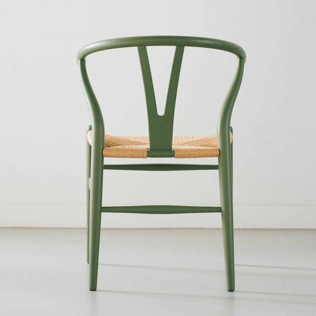 【カールハンセン別注Kvadratクッションプレゼント】CARL HANSEN & SON（カールハンセン&サン）/CH24/Yチェア（ワイチェア）/ビーチ材/SOFT/オリーブグリーン/ナチュラルペーパーコード【納期】ご注文後確認