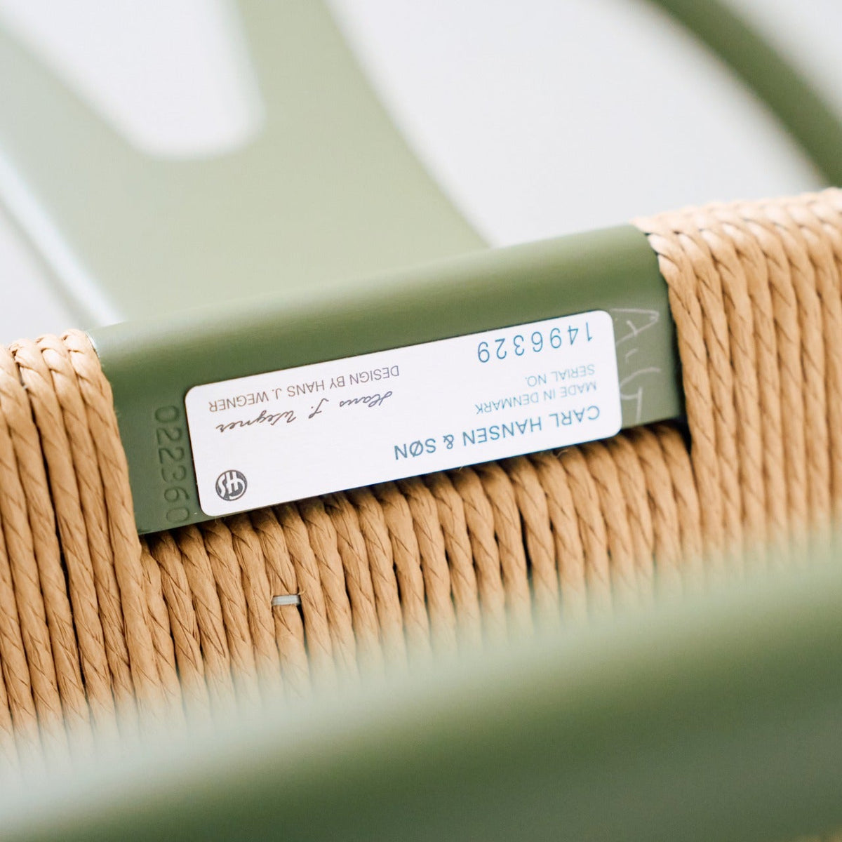 【カールハンセン別注Kvadratクッションプレゼント】CARL HANSEN & SON（カールハンセン&サン）/CH24/Yチェア（ワイチェア）/ビーチ材/SOFT/オリーブグリーン/ナチュラルペーパーコード【納期】ご注文後確認