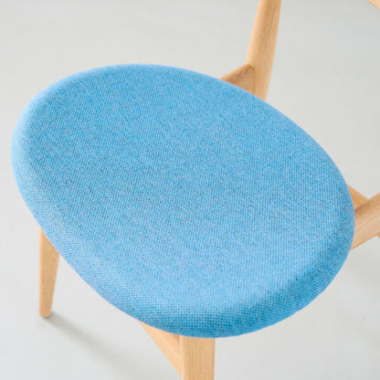 CARL HANSEN & SON（カールハンセン&サン）/CH33P/チェア/オーク材/ホワイトオイル仕上げ/座面：ファブリック(Re-wool 0758)