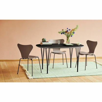 FRITZ HANSEN（フリッツハンセン）/Superellipse(スーパー楕円テーブル)/B611/Fenixラミネート / グレー/Steel / 仕上げスチール, クローム仕上げ - ハイグロス