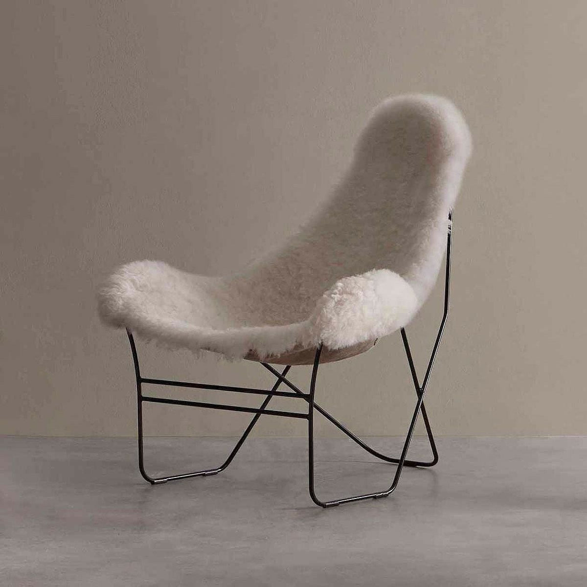 CUERO（クエロ）/VALHALLA CHAIR/WHITE【納期】約3～4週間（メーカー欠品時を除く）
